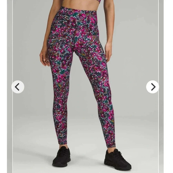 NWT!! Lululemon - Base Pace High-Rise Fleece Tight 28" - Size 2 - Picture 1 of 9